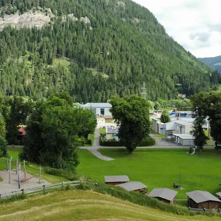 Campsite Zelt Oder Camper Stellplatz Am Raddoerfl
