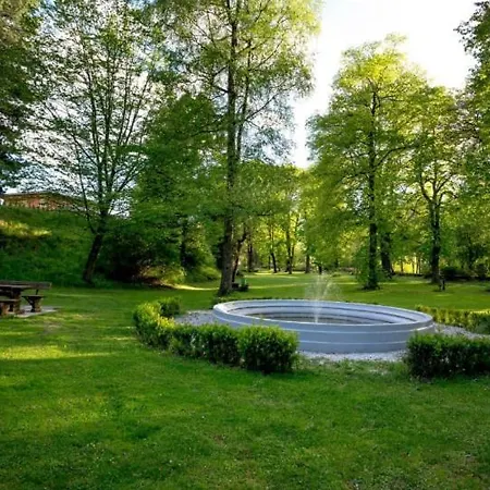 Zelt Oder Camper Stellplatz Am Raddoerfl